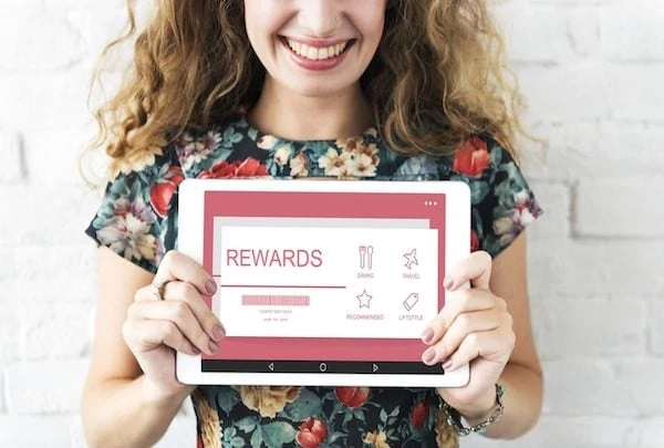 7 Non-Monetary Rewards To Drive Employee Engagement