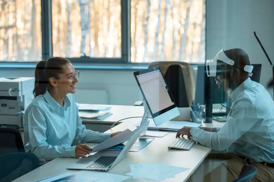 How Does Generative AI Hep in Enhancing Employee Experience?